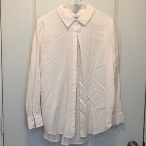 cupcakes & cashmere Soft White Long-Sleeve Button Down Shirt